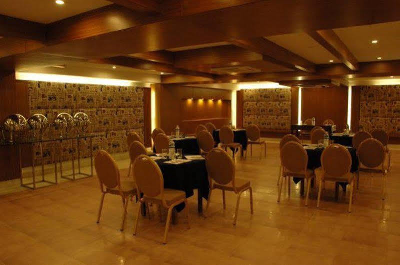 Shravanthi Sarovar Portico Bangalore Dış mekan fotoğraf